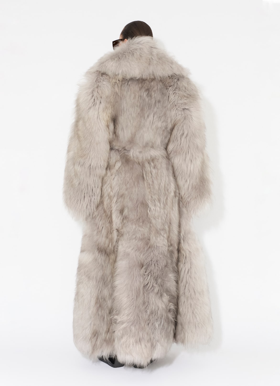 LONG SHEARLING COAT ALAÏA  LONG SHEARLING COAT